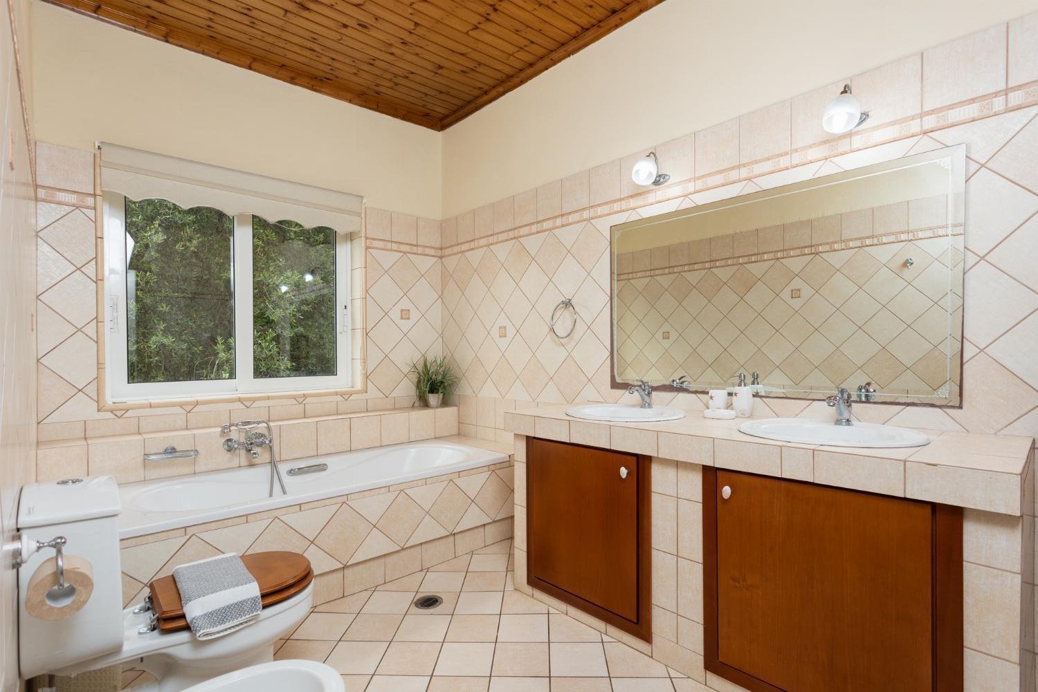Villa Eleni Agnitsini ภายนอก รูปภาพ