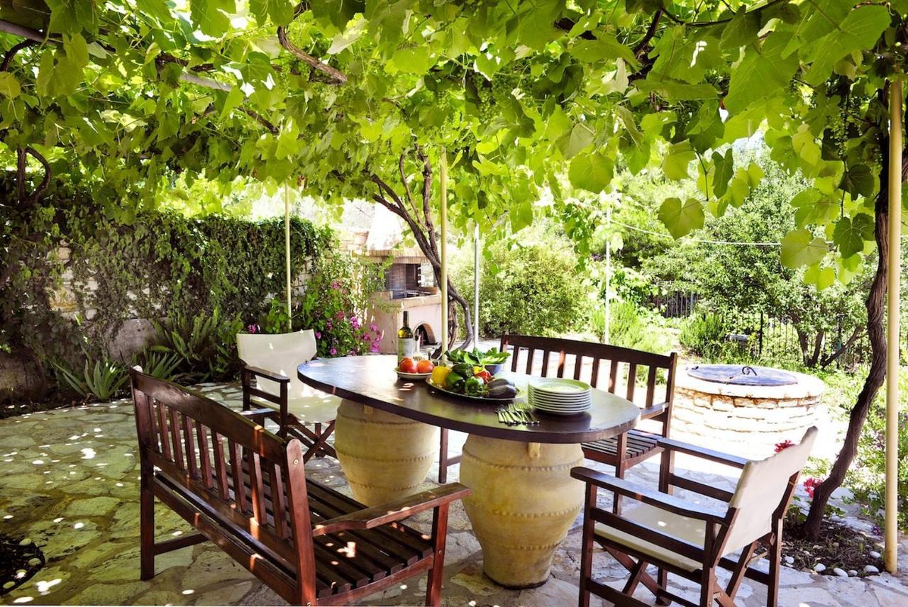 Villa Eleni Agnitsini ภายนอก รูปภาพ
