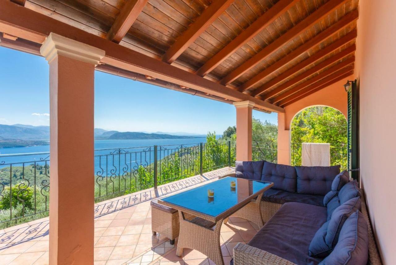 Villa Eleni Agnitsini ภายนอก รูปภาพ
