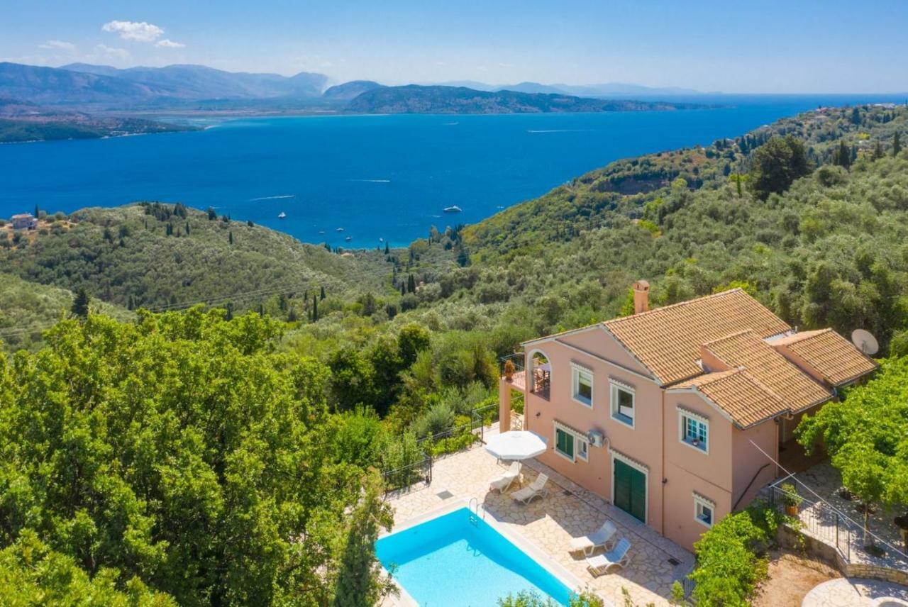 Villa Eleni Agnitsini ภายนอก รูปภาพ