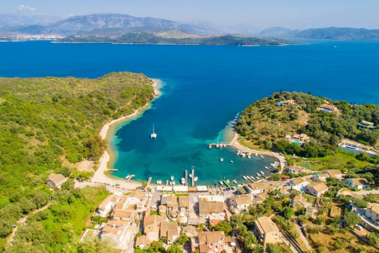 Villa Eleni Agnitsini ภายนอก รูปภาพ